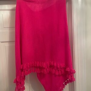 Lilly Pulitzer 100% Cashmere Asymmetrical Pink Fringe Pincho